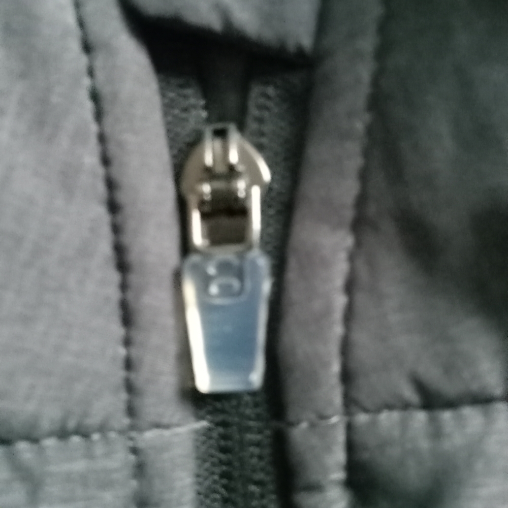 🖤 NWOT Men's Marc New York Black and Gray Puffer Vest Size Medium Cold Weather - Picture 2 of 4
